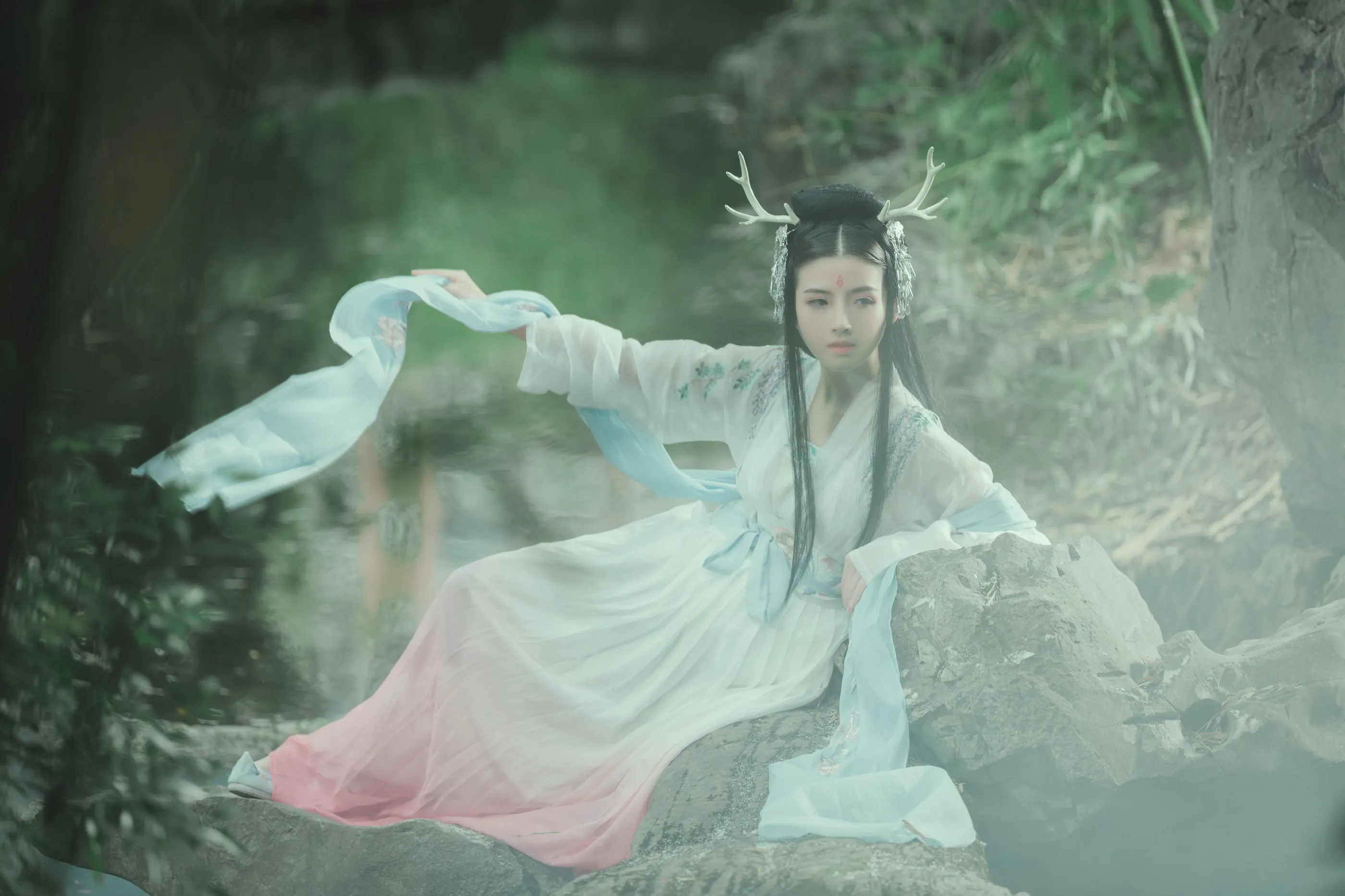 [艺图语] 2022.06.12 夫诸 Dtifa丁小妮 [20P]插图8